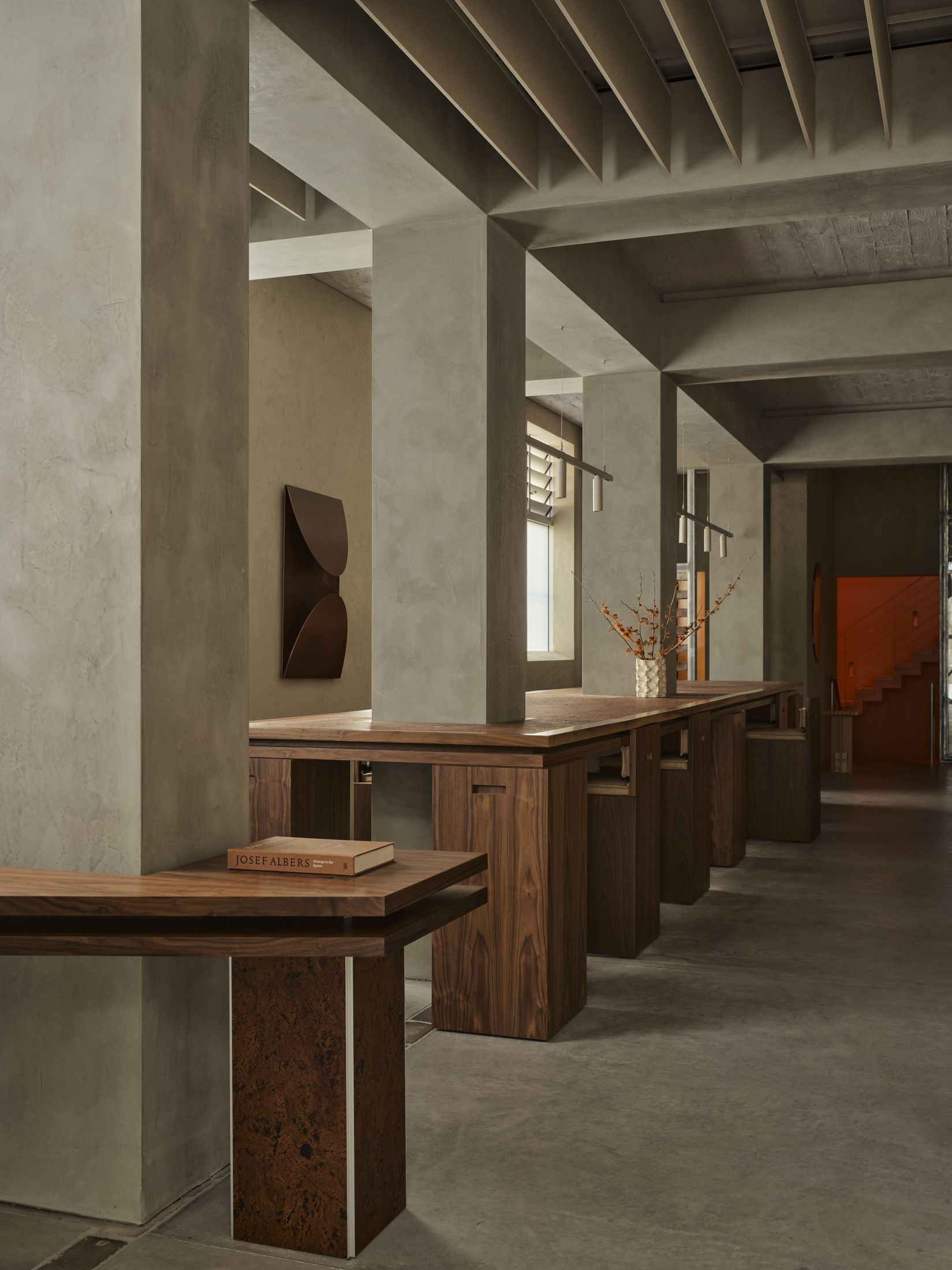 Clay-rendered wall and joinery detail at Cinderella Deep