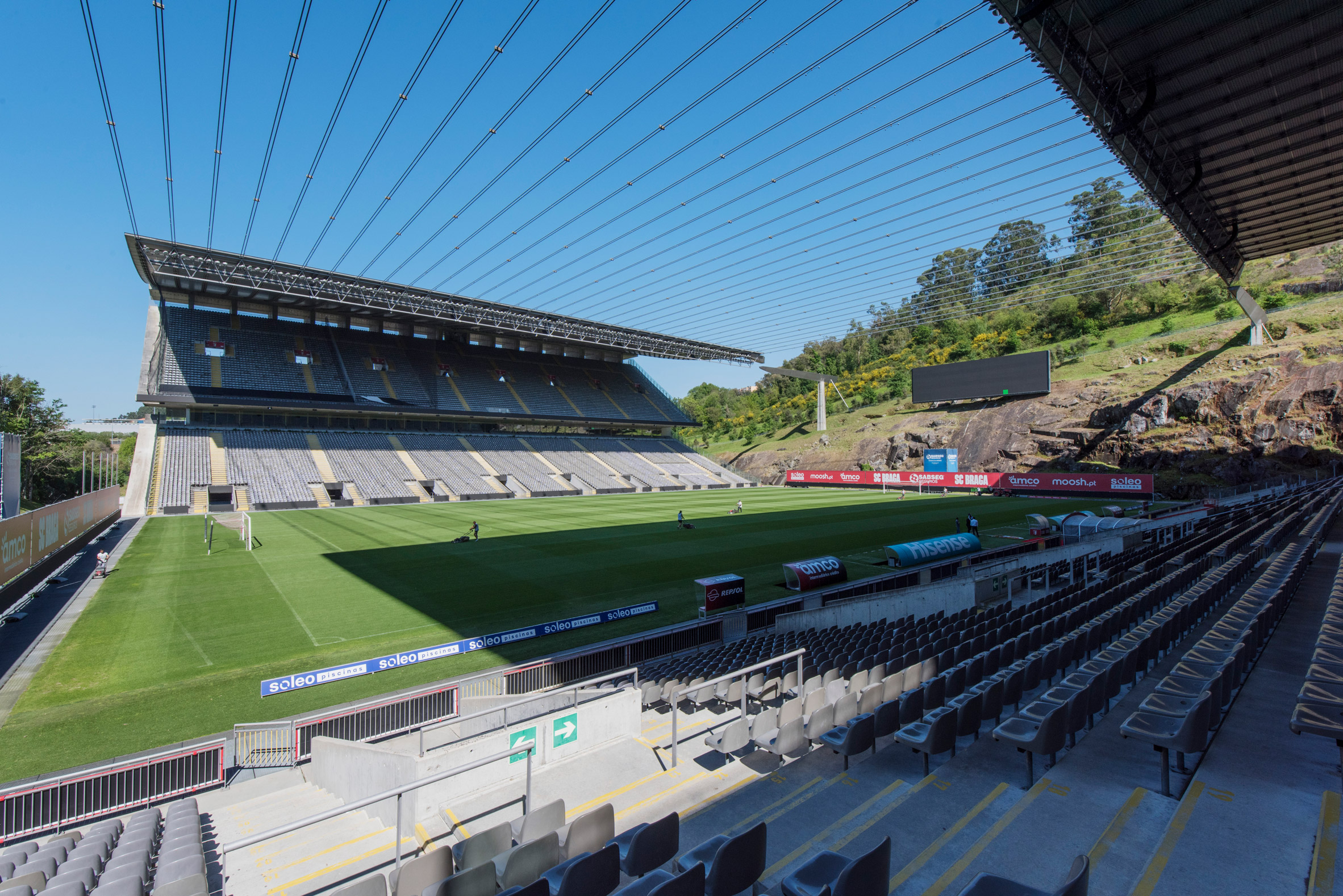Estádio Municipal de Braga, 2003, cut into the quarry, roofs hung on steel cables. Photography by Shun Kambe, courtesy the Japan Art Association, via Dezeen