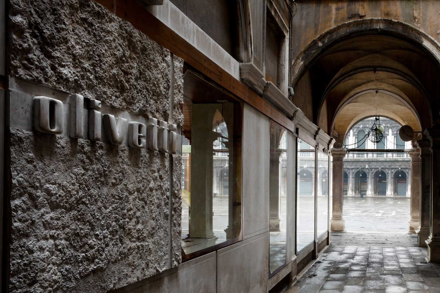 Carlo Scarpa's Olivetti showroom, Piazza San Marco, Venice