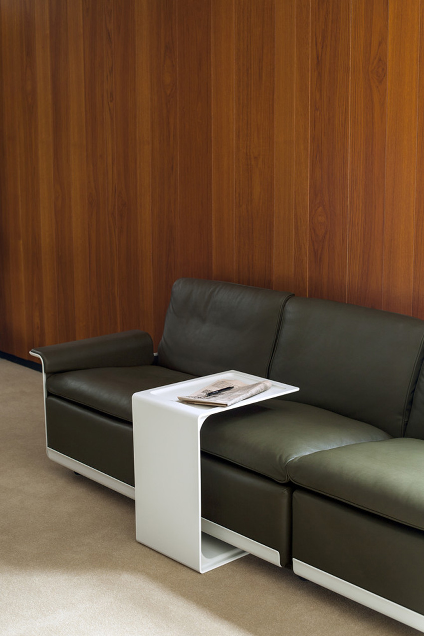 A Braun product from the Rams era, in the plain register the ten principles describe