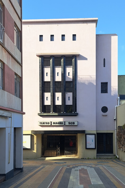 Street facade of the Teatro Mauri in Valparaíso, Chile