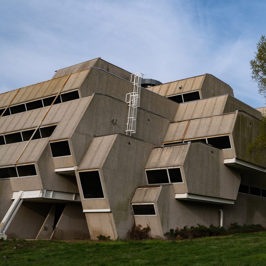 Burroughs Wellcome by Paul Rudolph, the raking concrete elevation