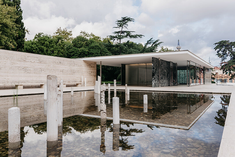 Marit Wolters concrete work mirroring the travertine surfaces of the Pavilion